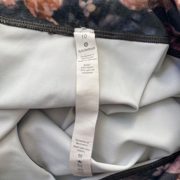 LuLuLemon sz 10 Wunder Under High Rise 28” Frosted Rose Leggings - Picture 10 of 13